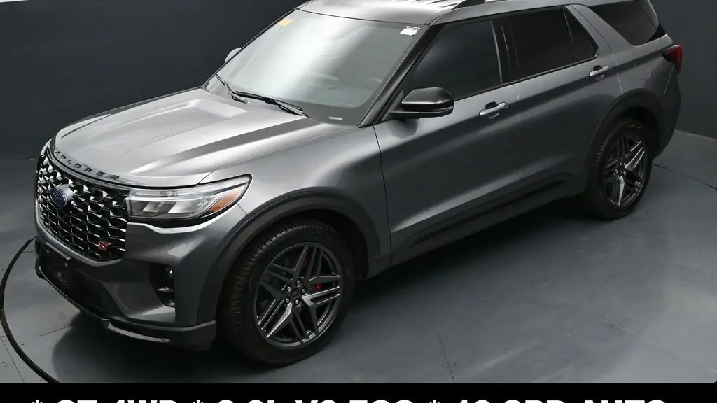 2025 Ford Explorer ST