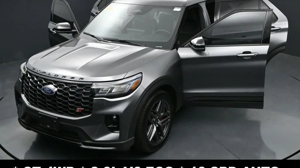 2025 Ford Explorer ST