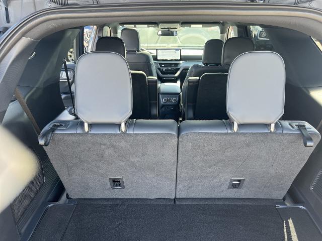 2025 Ford Explorer - $52,687