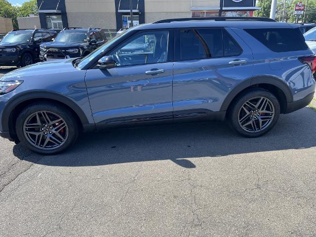 2025 Ford Explorer - $52,687
