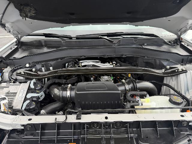 2025 Ford Explorer - $48,985