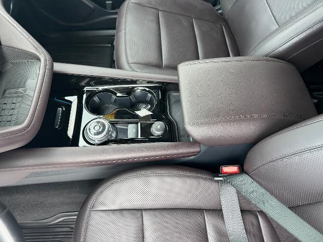 2025 Ford Explorer - $48,985