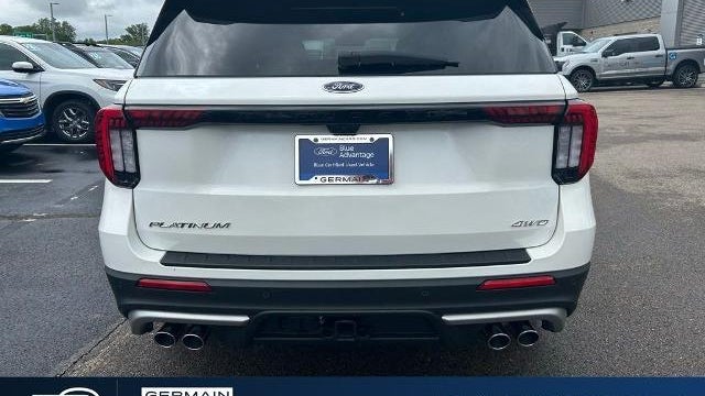 2025 Ford Explorer Platinum