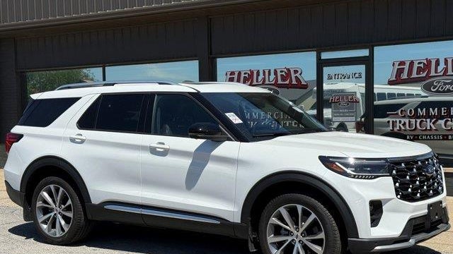 2025 Ford Explorer Platinum
