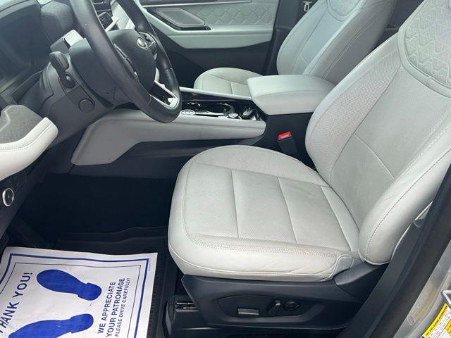 2025 Ford Explorer - $48,873