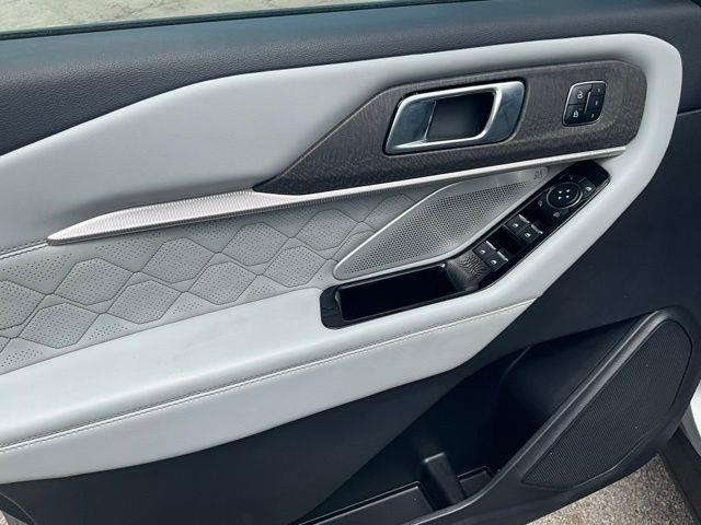 2025 Ford Explorer - $48,873