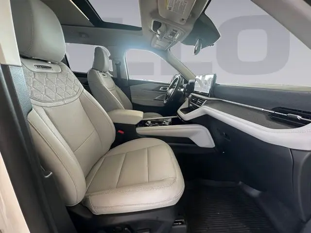 2025 Ford Explorer - $49,700