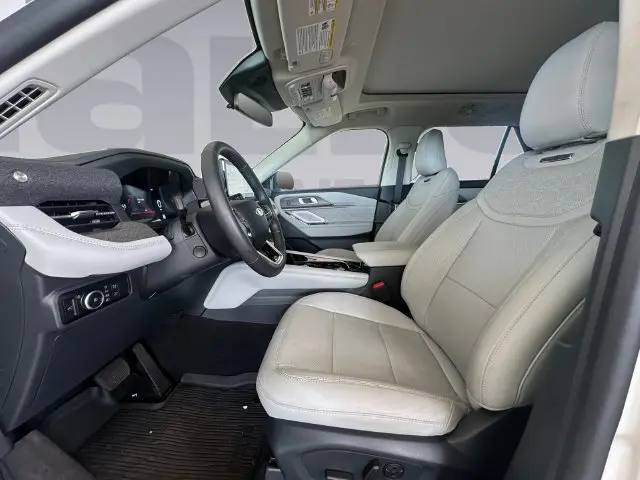 2025 Ford Explorer - $49,700