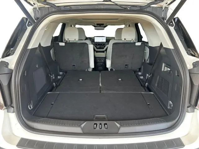 2025 Ford Explorer - $49,700