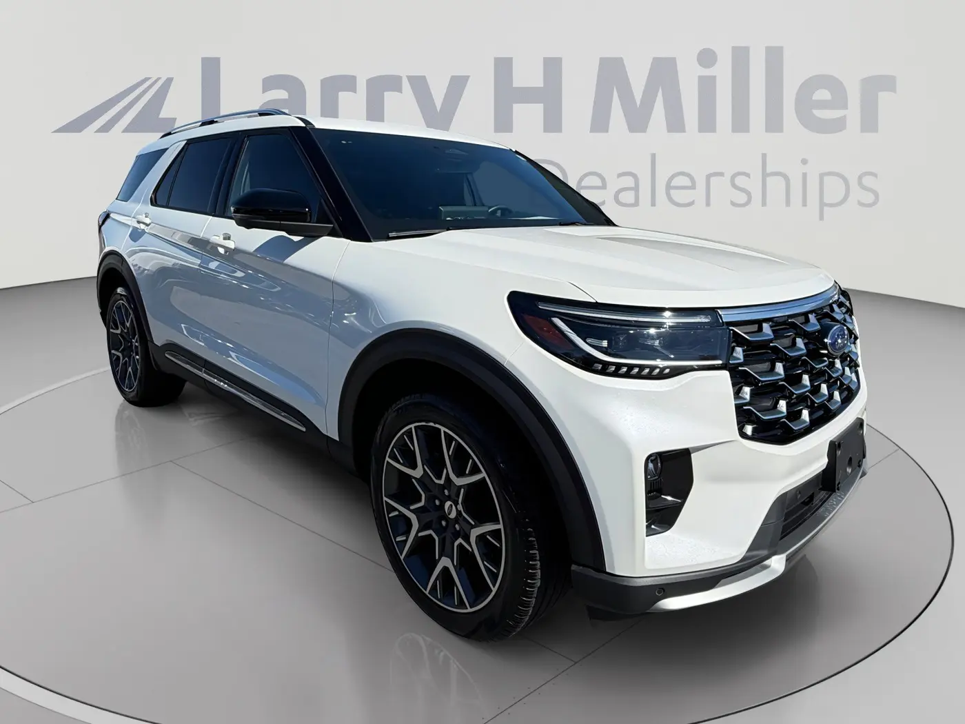 2025 Ford Explorer - $49,025