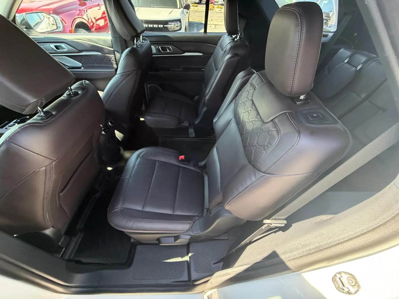 2025 Ford Explorer - $49,025