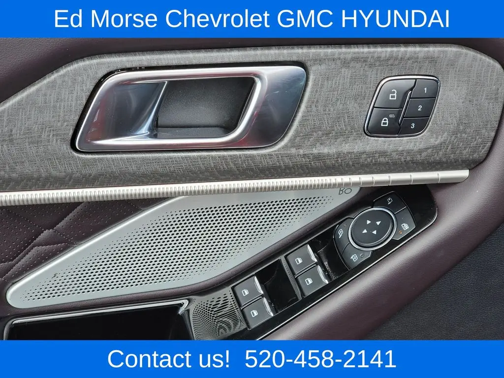 2025 Ford Explorer - $46,899