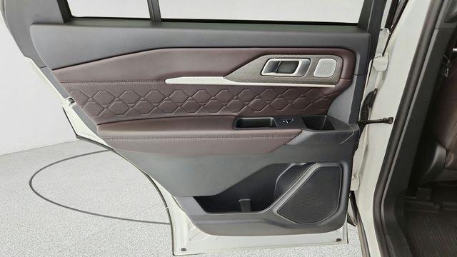 2025 Ford Explorer - $43,049