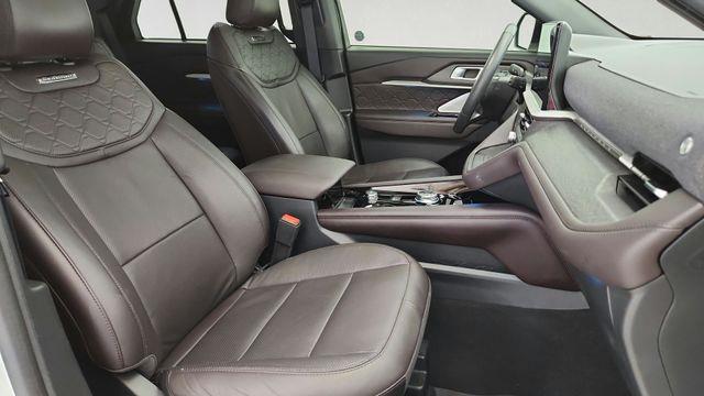 2025 Ford Explorer - $43,049