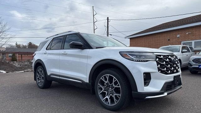2025 Ford Explorer Platinum