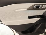 2025 Explorer Thumbnail 20