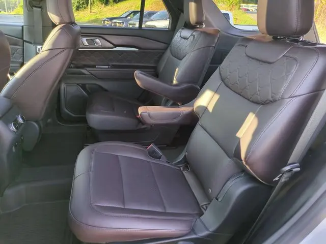 2025 Ford Explorer - $49,997