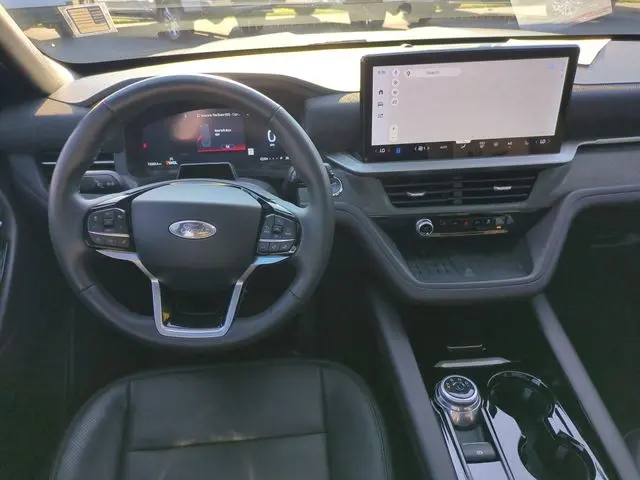 2025 Ford Explorer - $49,997