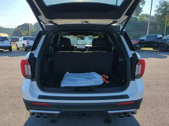 2025 Ford Explorer - $49,997