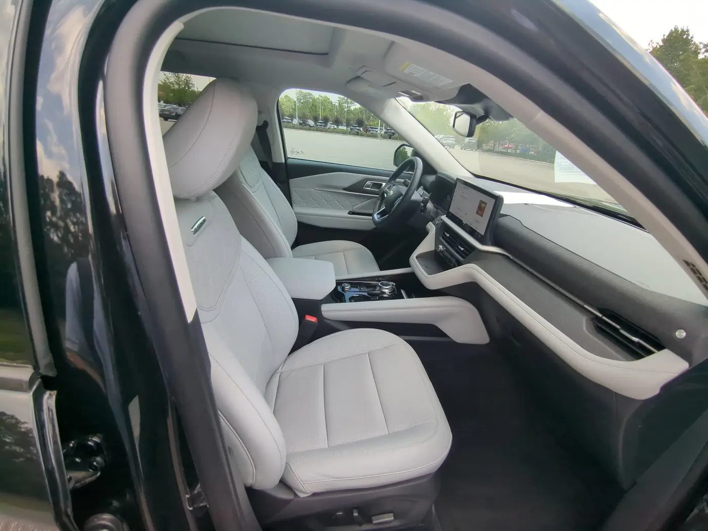 2025 Ford Explorer - $50,741