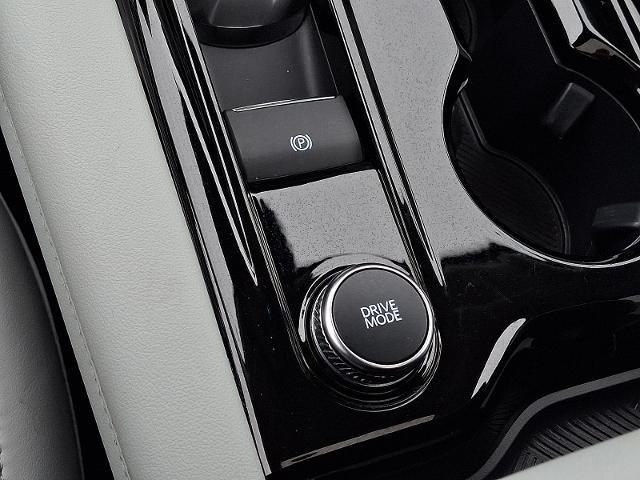 2025 Ford Explorer - $49,500