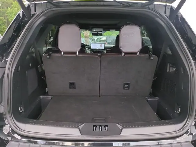 2025 Ford Explorer - $49,997
