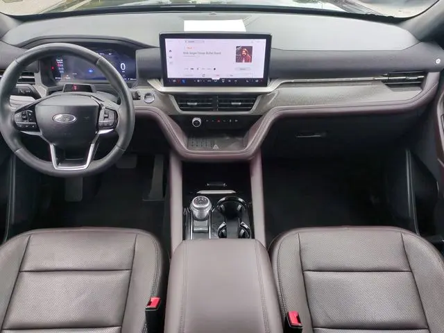 2025 Ford Explorer - $49,997