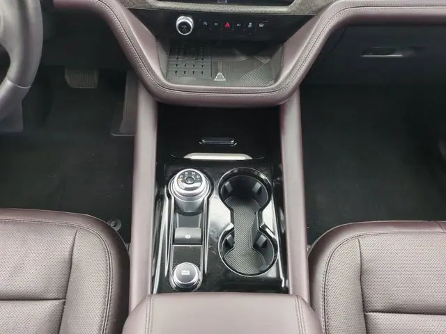 2025 Ford Explorer - $49,997