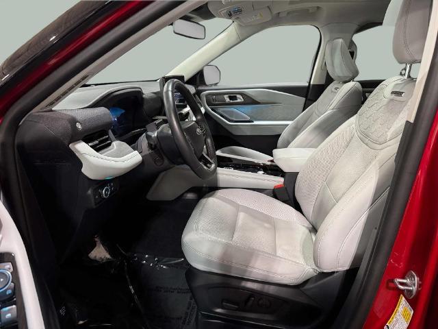 2025 Ford Explorer - $46,995