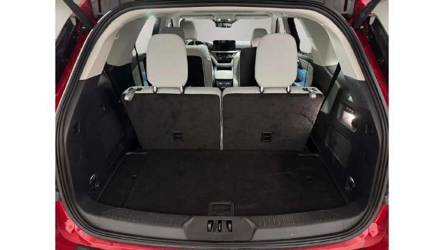 2025 Ford Explorer - $46,995