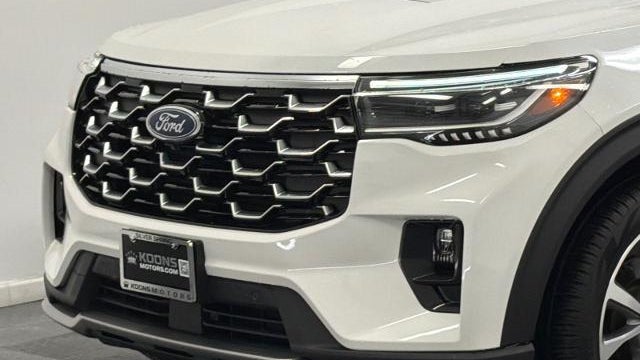 2025 Ford Explorer Platinum