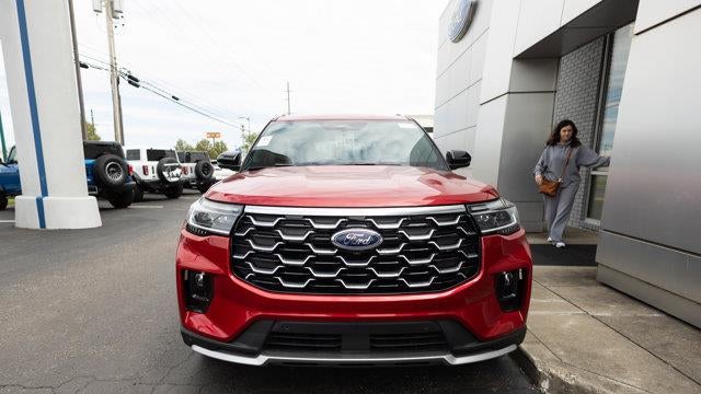 2025 Ford Explorer Platinum