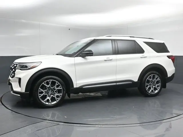 2025 Ford Explorer - $49,595