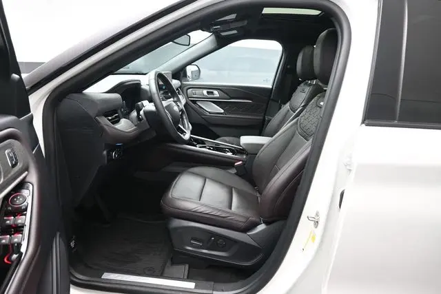 2025 Ford Explorer - $49,595