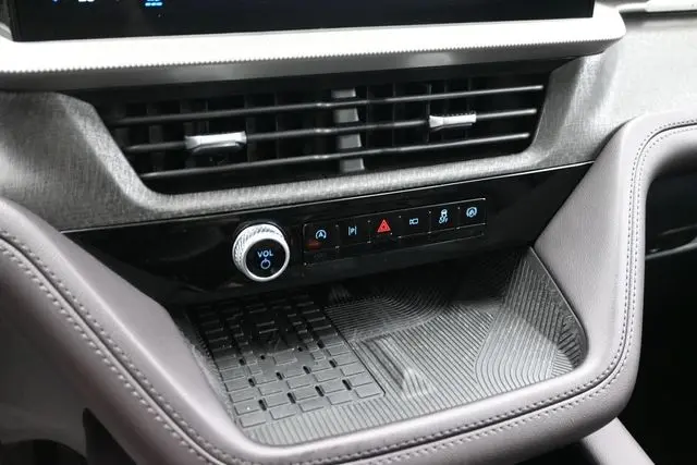 2025 Ford Explorer - $49,595