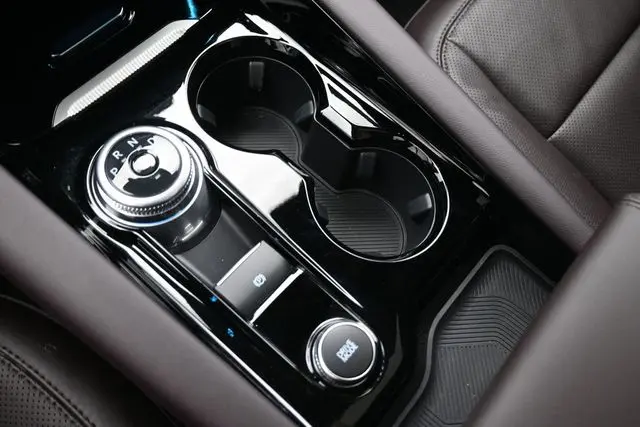 2025 Ford Explorer - $49,595