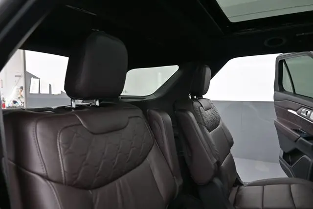 2025 Ford Explorer - $49,595