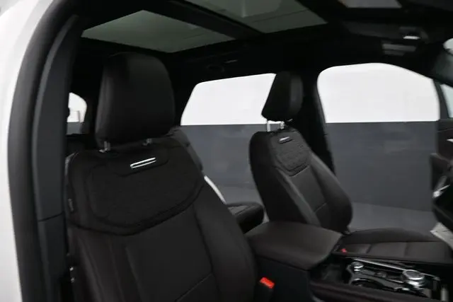 2025 Ford Explorer - $49,595