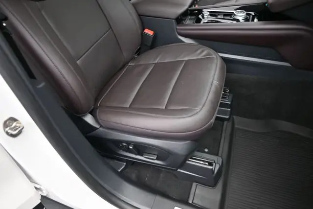 2025 Ford Explorer - $49,595