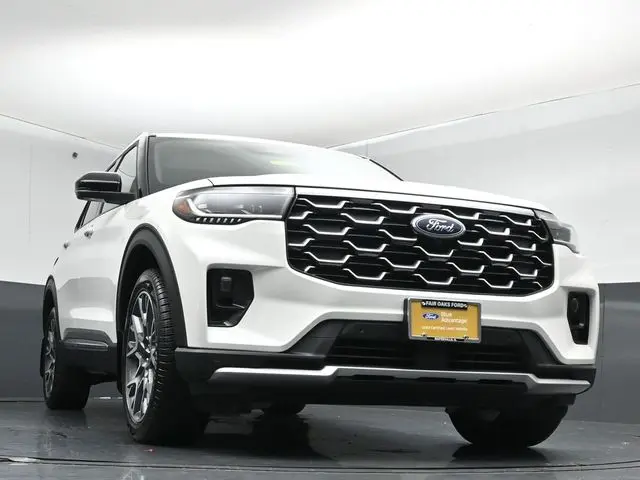2025 Ford Explorer - $49,595
