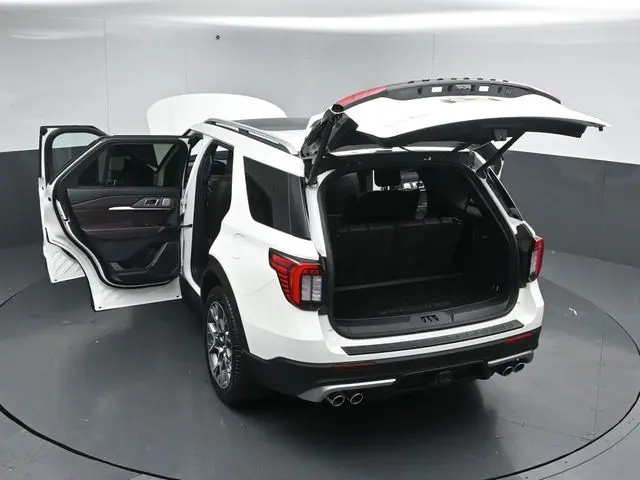 2025 Ford Explorer - $49,595