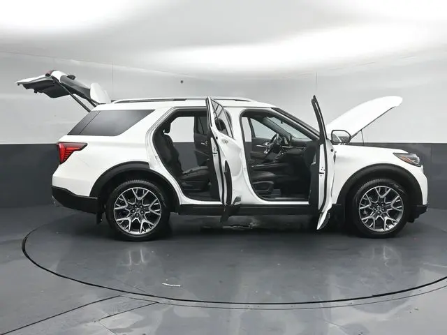 2025 Ford Explorer - $49,595