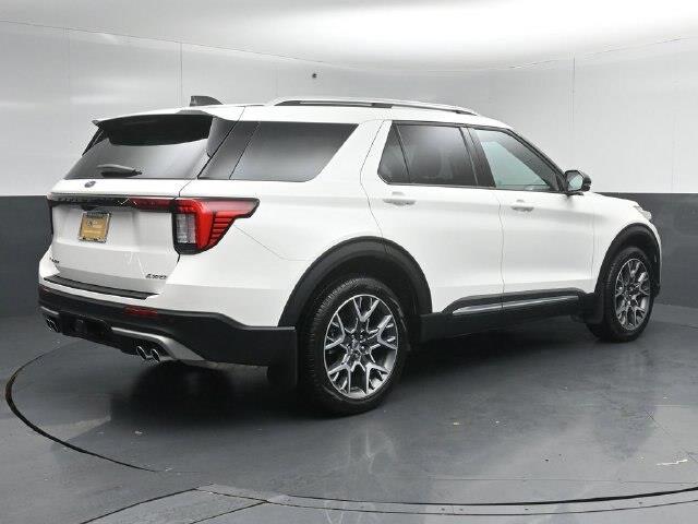 2025 Ford Explorer - $49,595