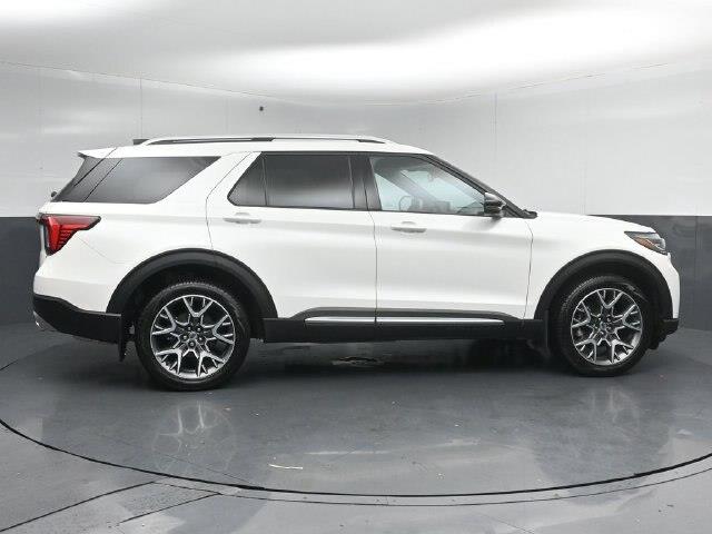 2025 Ford Explorer - $49,595