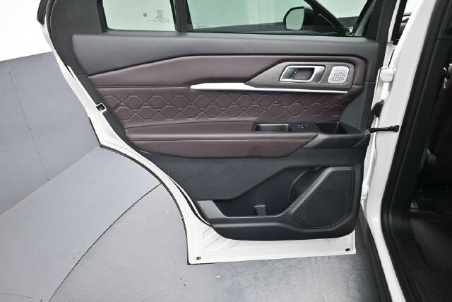2025 Ford Explorer - $49,595
