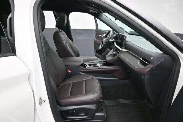 2025 Ford Explorer - $49,595