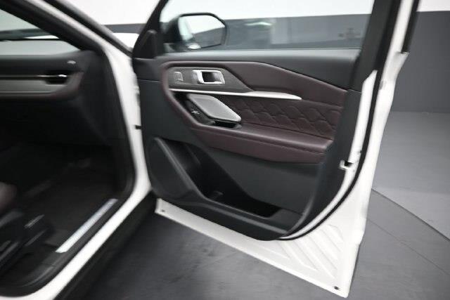2025 Ford Explorer - $49,595