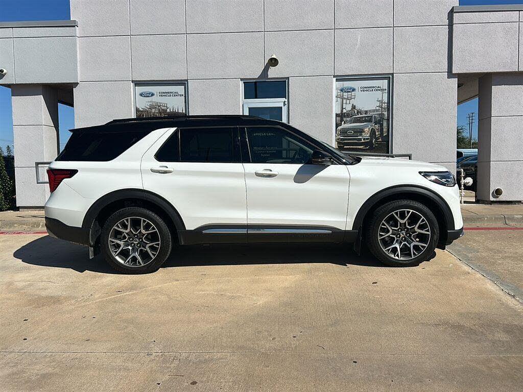 2025 Ford Explorer