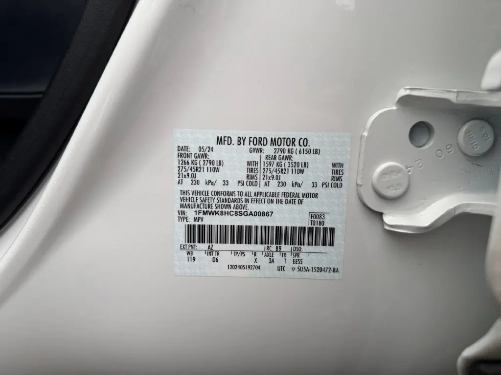 2025 Ford Explorer - $48,730