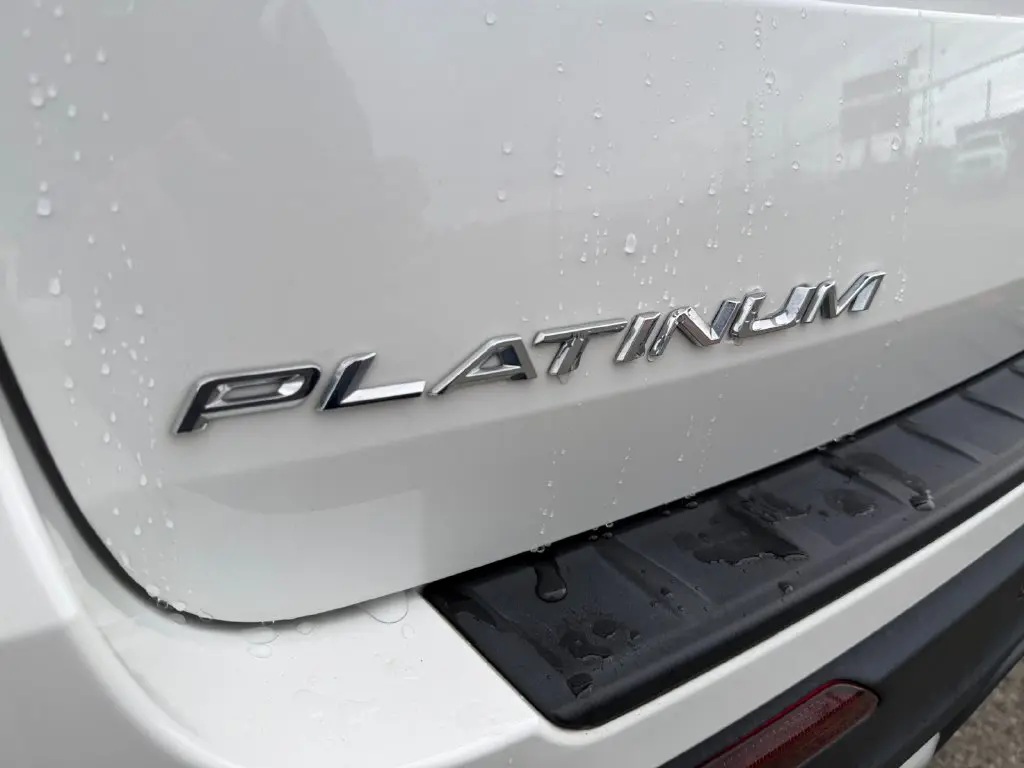 2025 Ford Explorer - $48,730